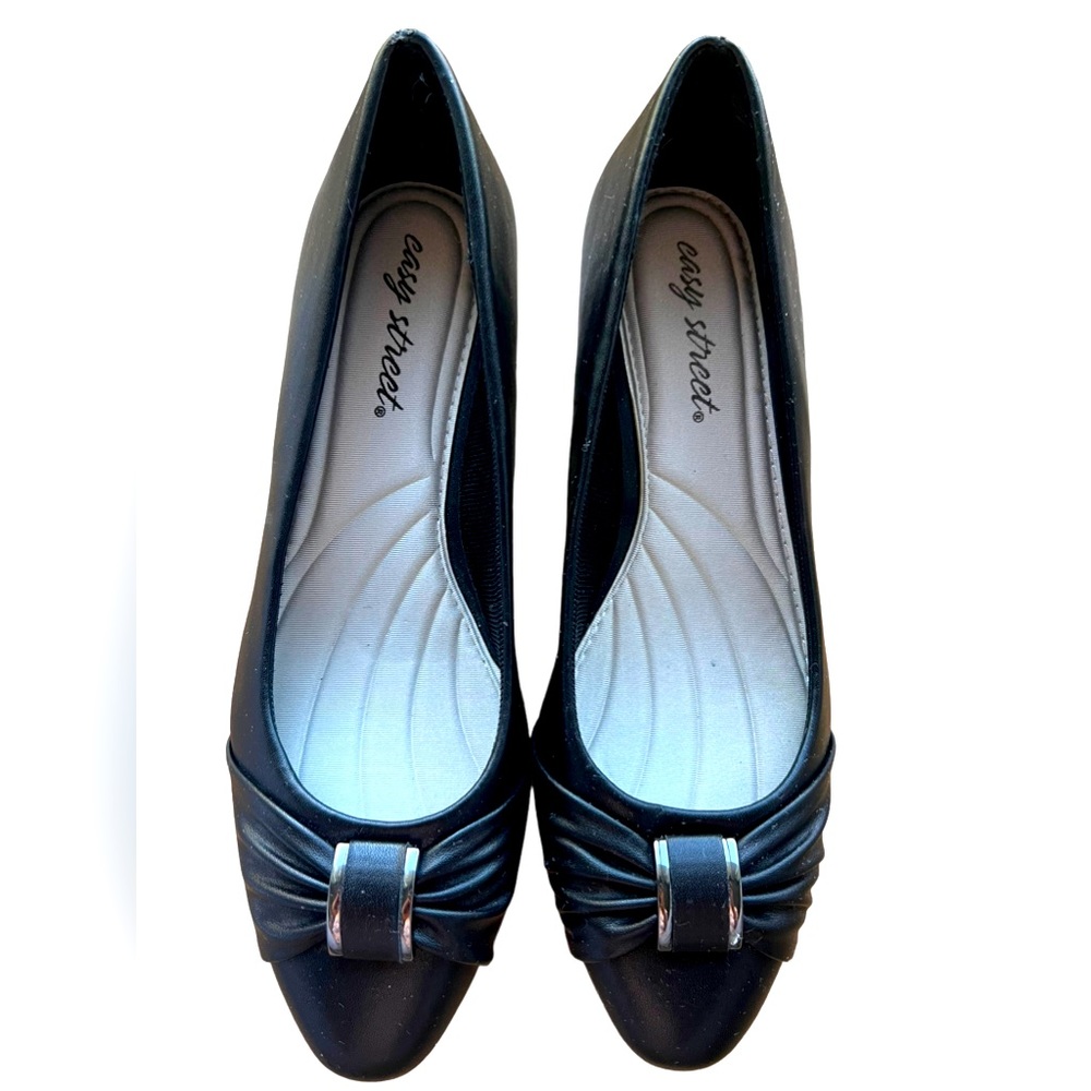 Easy street pumps shoes size 8.5 narrow black